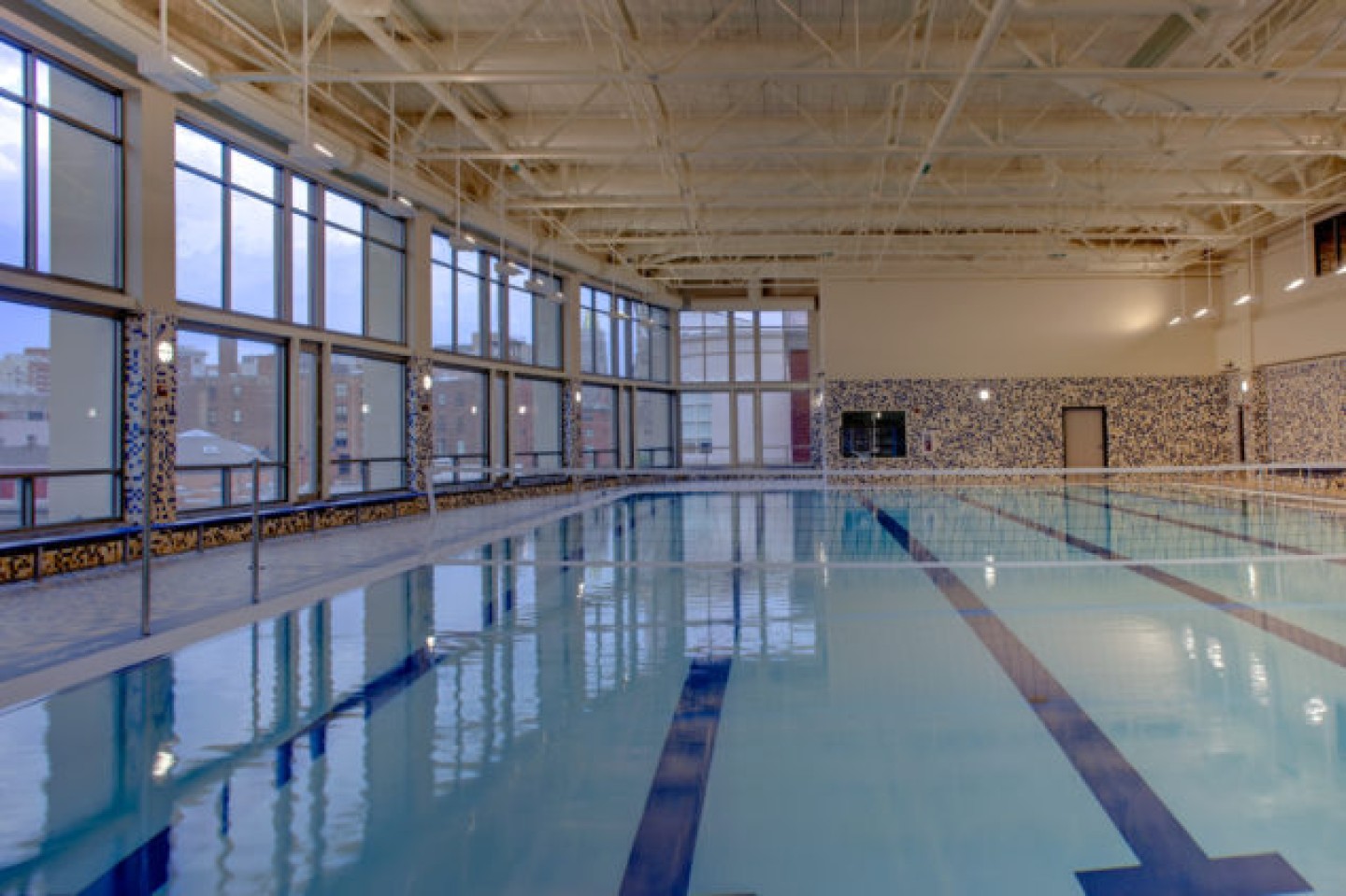 UMB_IndoorPool-4-635x423